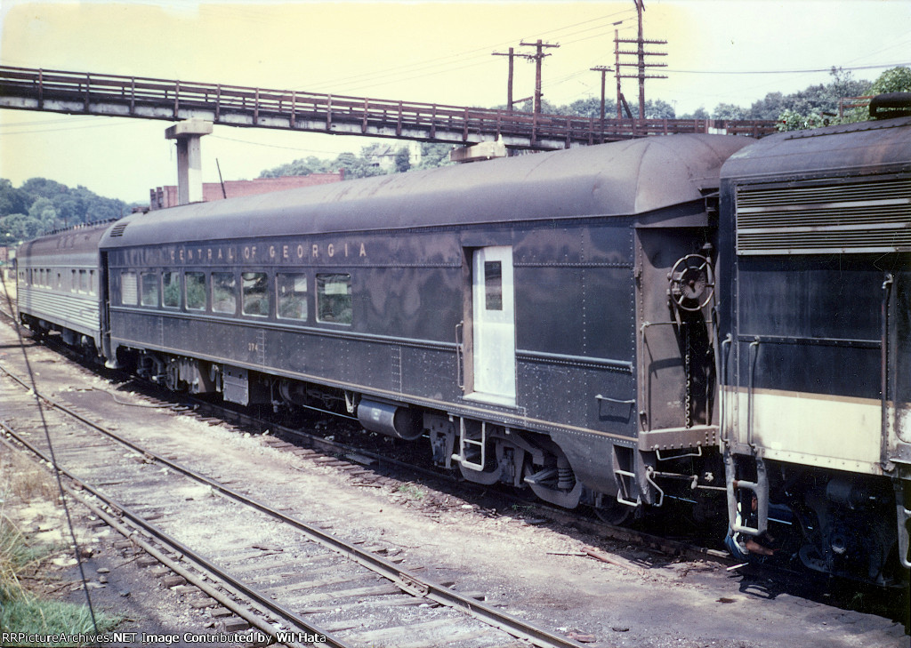 CofG Baggage-Coach 374